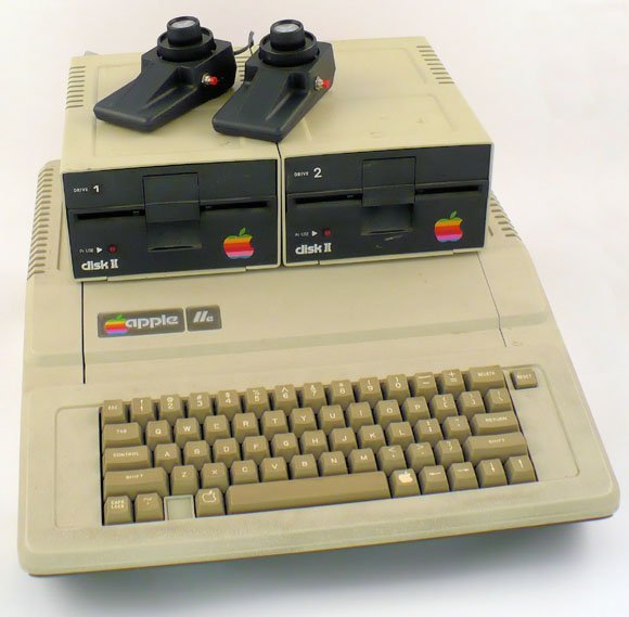 Bemutatkozik az Apple II