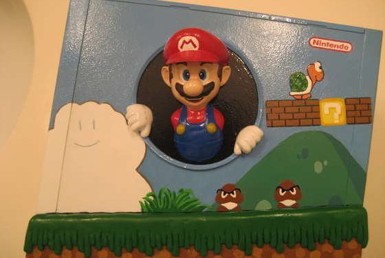 Super Mario Bros kikukucskál