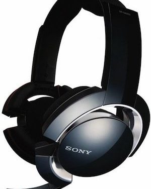 Új headsettel jelentkezik a Sony