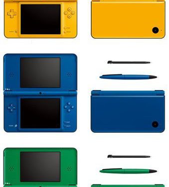 Új színekben hódít a Nintendo DSi XL