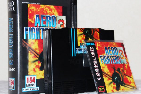 Fellelt NEO GEO AES játék a színen