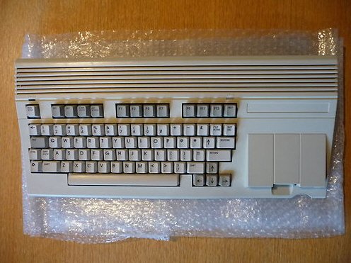 Elkelt a Commodore C65