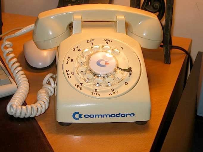 A Commodore telefon