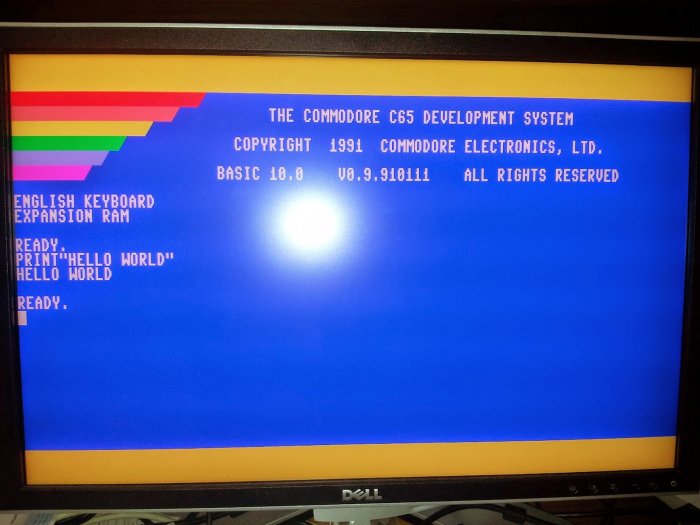 Készül a Commodore 65