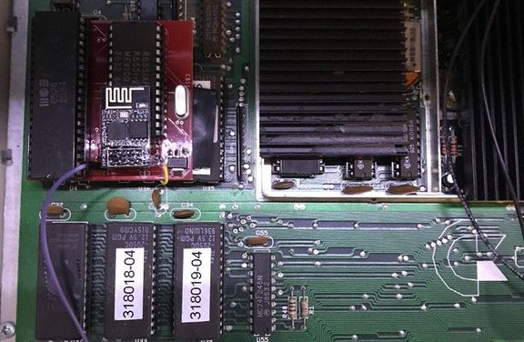 C128, wifi-vel felvértezve